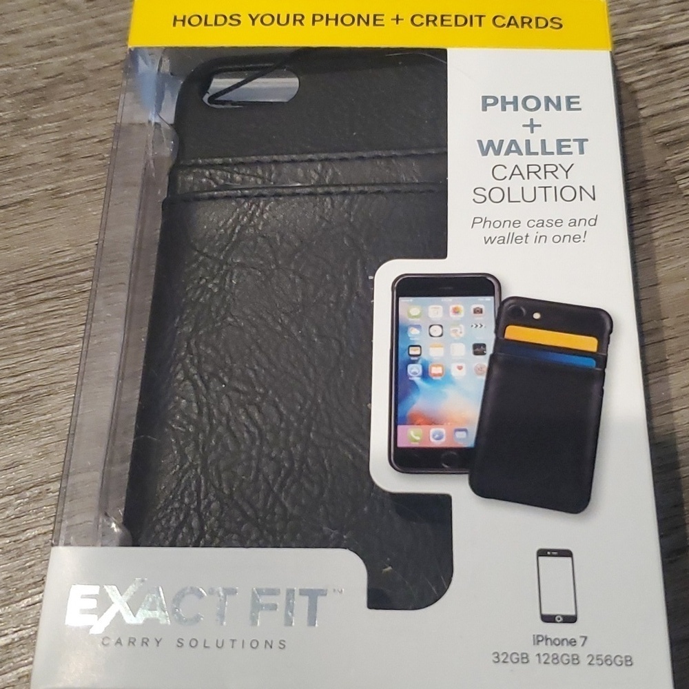 🧿NWT IPHONE 7 CASE